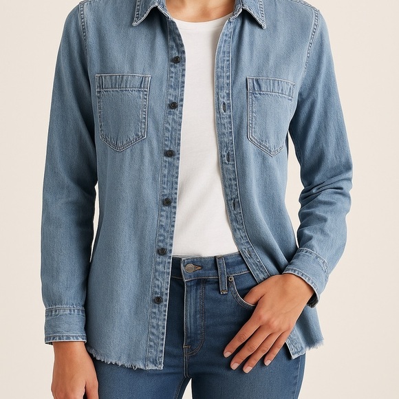 Lucky Brand Jackets & Blazers - Lucky Brand Women’s Denim Chambray Button Down Shirt Small